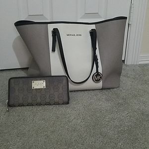 Michael Kors Large Tote